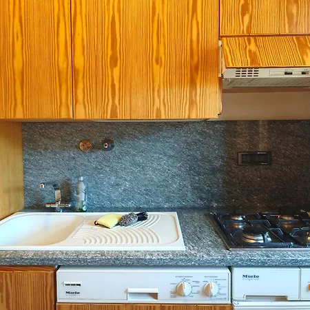 Hostdomus - Urban Villa Sestriere