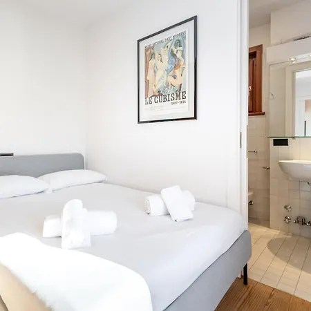 Hostdomus - Urban * Sestriere