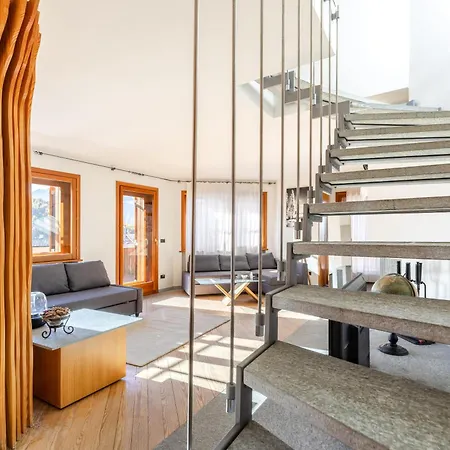 Hostdomus - Urban Sestriere