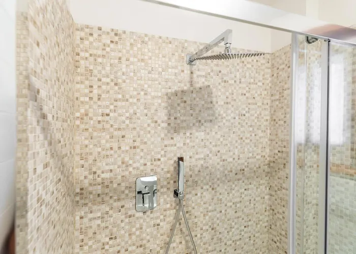 Hostdomus - Urban * Sestriere